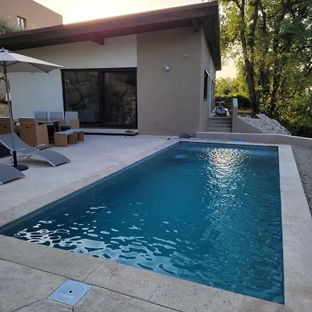 Villa Les Roches Du Montelit