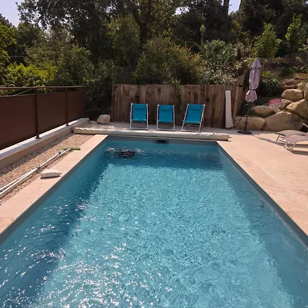 Villa Les Roches Du Montelit *